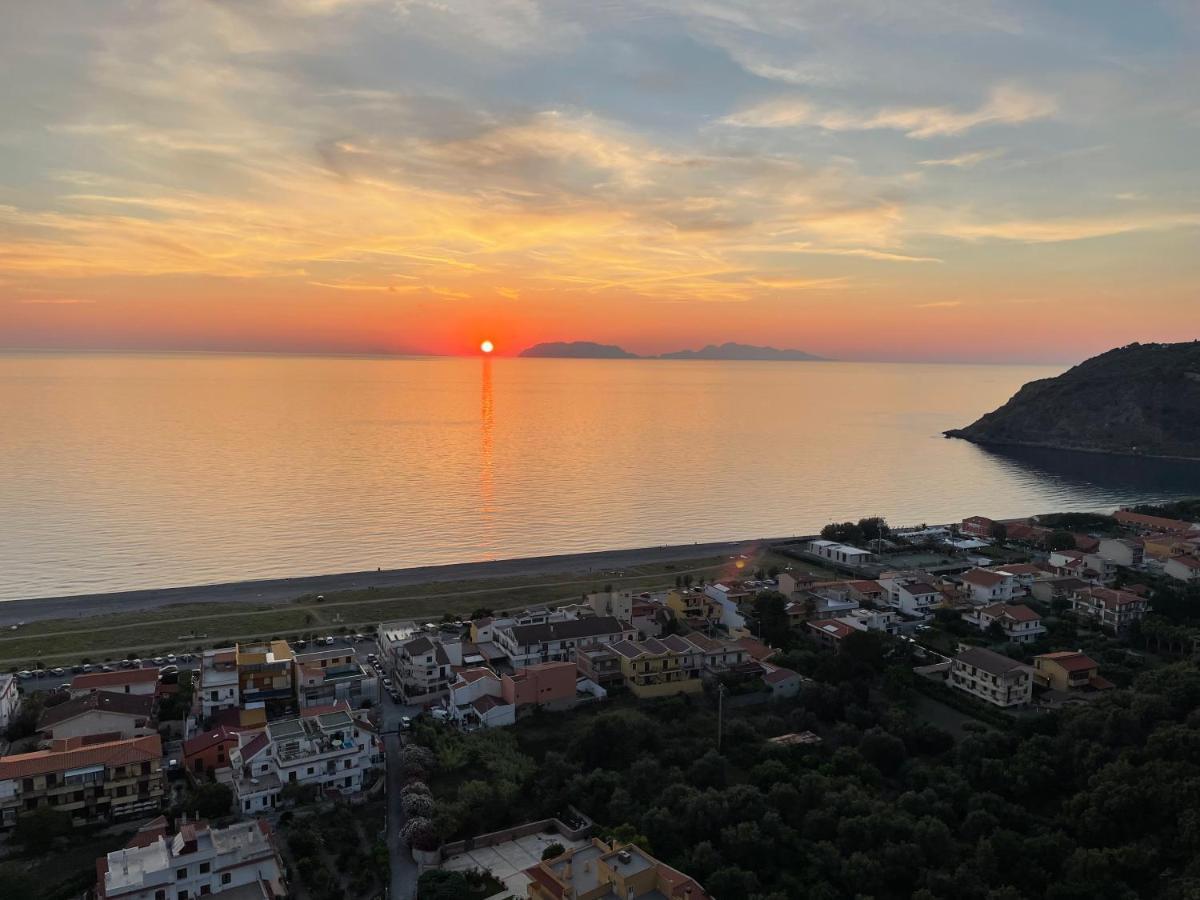 I Mezzanini Di Palazzo Bonaccorsi Διαμέρισμα Μιλάτσο Εξωτερικό φωτογραφία
